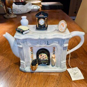 Vtg The Teapottery ‘Fireplace’ Teapot Made In Britain Porcelain Collectible